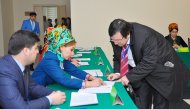 Türkmenistanyň Prezidentiniň saýlawlaryndandan fotoreportaž