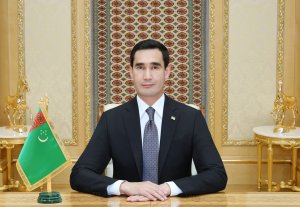 Президент Туркменистана принял нового посла Пакистана