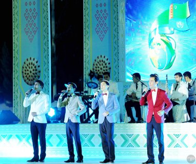 Фоторепортаж: праздник Курбан-Байрам в Туркменистане