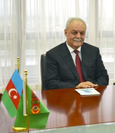 Türkmenistanyň Prezidenti Azerbaýjanyň Türkmenistandaky Adatdan daşary we Doly ygtyýarly ilçisini kabul etdi