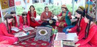 Türkmen halysynyň baýramy mynasybetli geçirilen çärelerden fotoreportaž