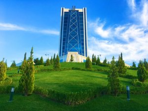 Международный университет нефти и газа имени Ягшыгелди Какаева приглашает на День открытых дверей