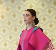 A show of women's clothing from leading national designers took place at the Ashgabat Fashion House