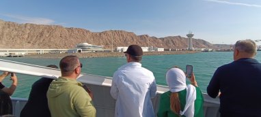 Делегаты международной конференции по туризму в Туркменистане посетили НТЗ «Аваза»