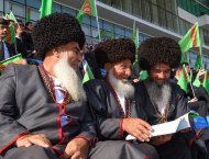 В Туркменистане прошли праздничные скачки