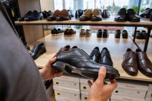 What you need to know about genuine leather shoes