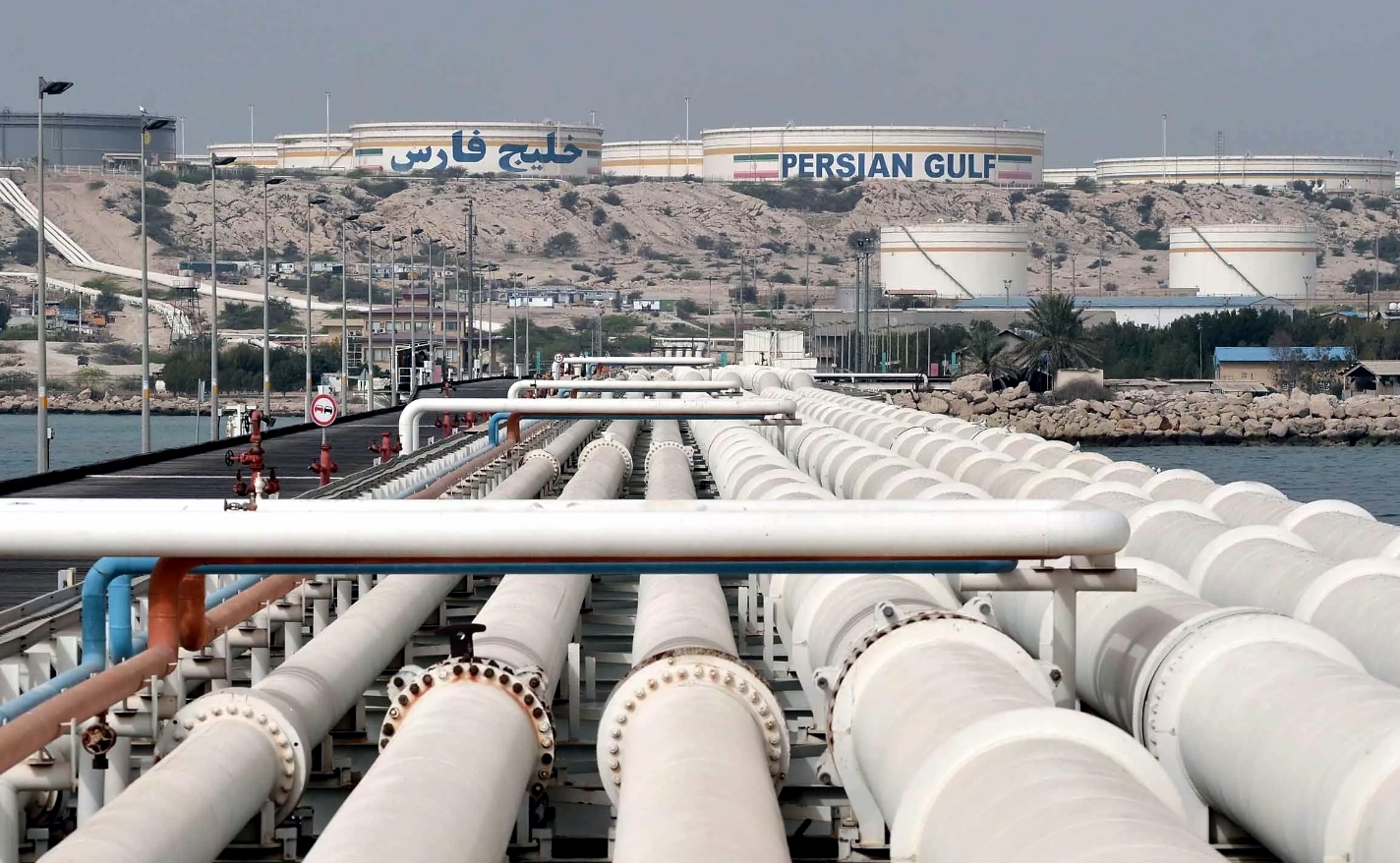 
Eýran Türkmenistan bilen göni gaz importy barada gepleşik geçirýär 