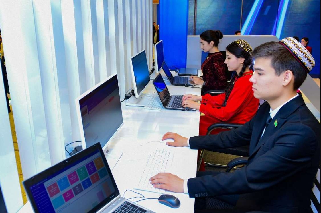 «Sanly çözgüt — 2025» atly innowasion taslamalaryň bäsleşigi yglan ediler