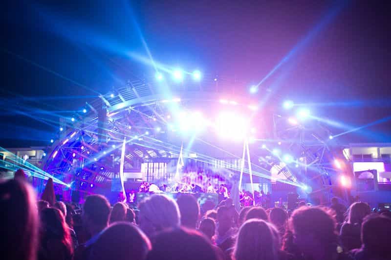 6 Декабря в 19:00 клуб "Ambassador" удивит вас вечеринкой "Staff Party"!