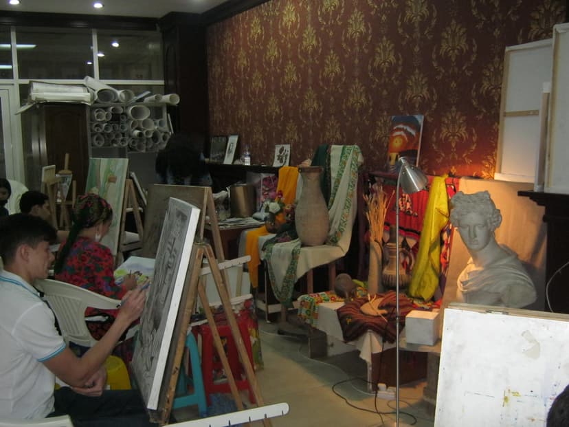 ХО "Родогуна" -Рисование, шахматы( Suratkeşlik. Kuşt)