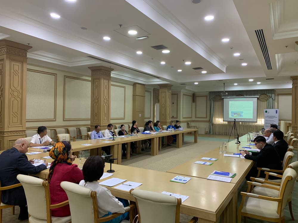 В Туркменистане запущена серия семинаров по адаптации к изменению климата и водным ресурсам