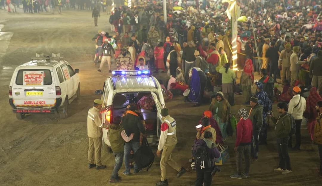 Hindistanda dini baýramçylykdaky basgyda 40 adam heläk boldy