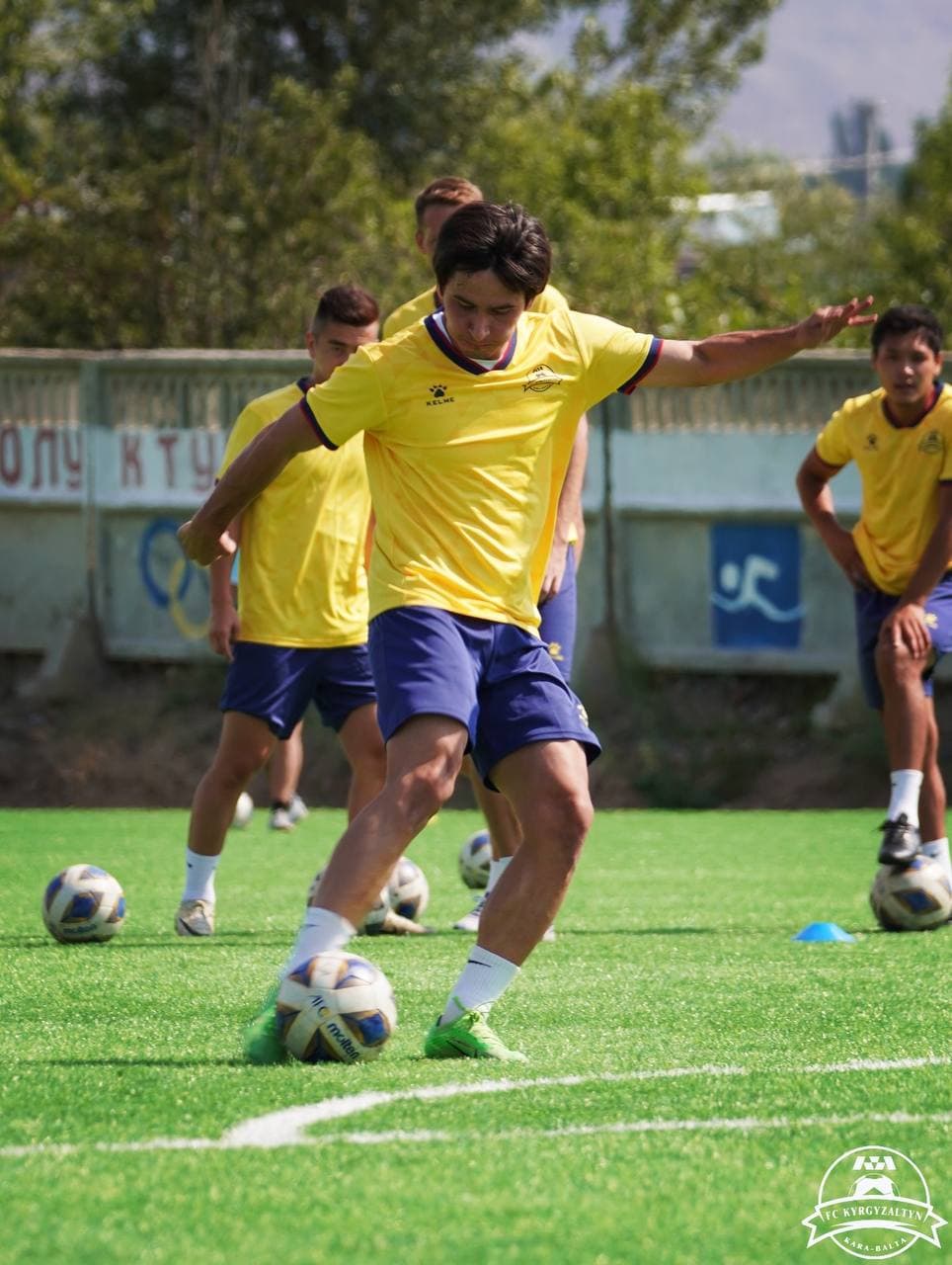 Полузащитник сборной Туркменистана Диниев близок к переходу в «Кыргызалтын»