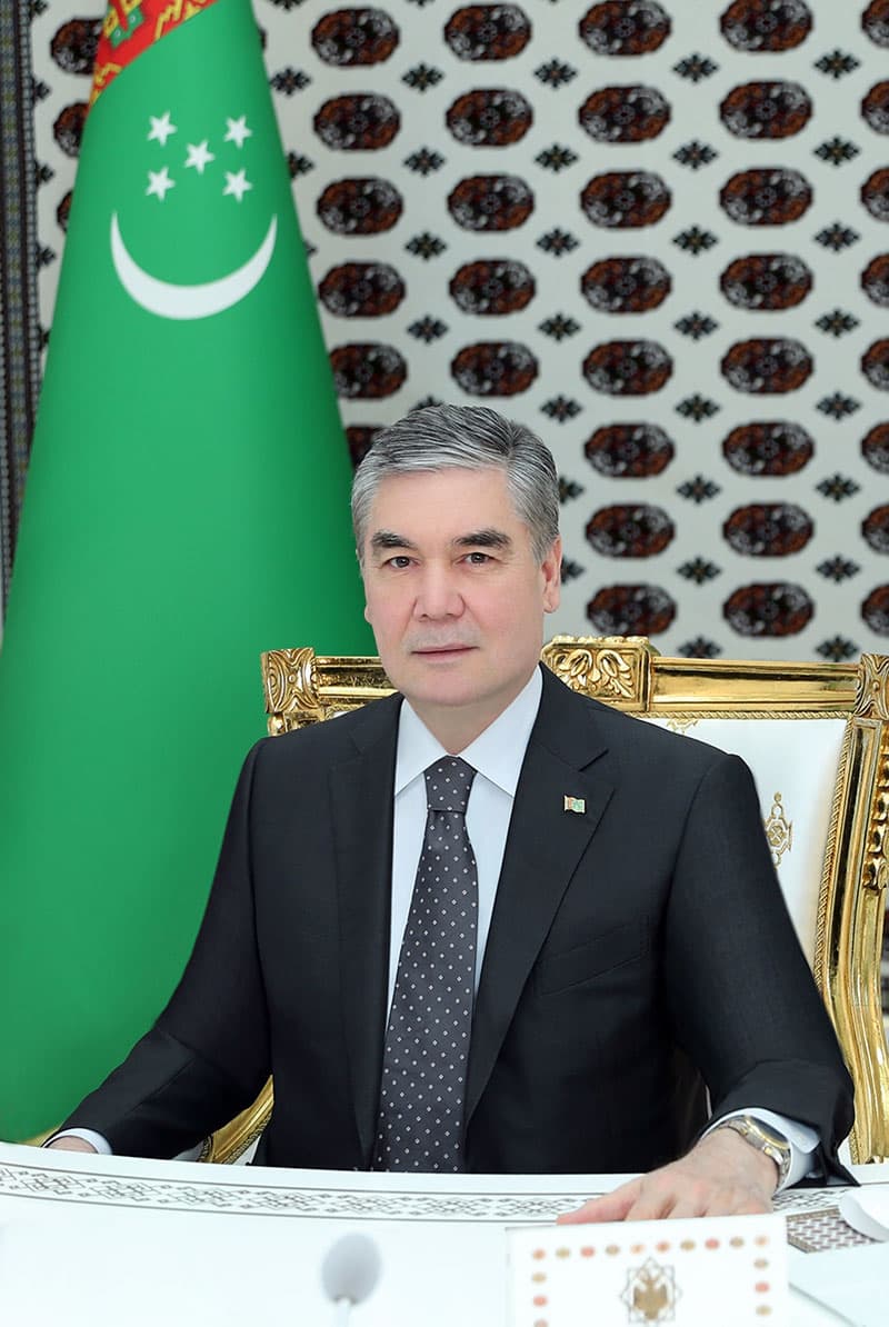 Президент Туркменистана провёл совещание с руководителями торгового комплекса