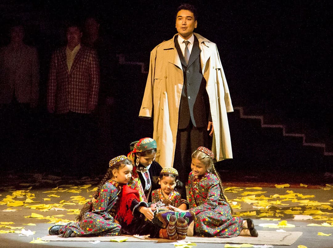 На ашхабадской сцене состоялась премьера спектакля «Гурбанназар Эзизов»