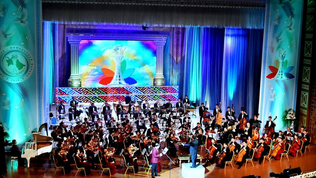 В Ашхабаде завершил работу XIV Форум творческой и научной интеллигенции государств-участников СНГ