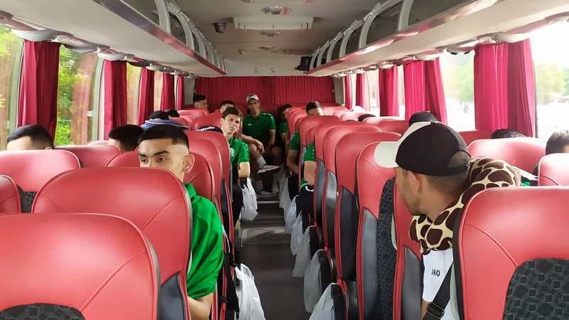 Молодёжная сборная Туркменистана по футболу прибыла в Ташкент для участия в Кубке Азии