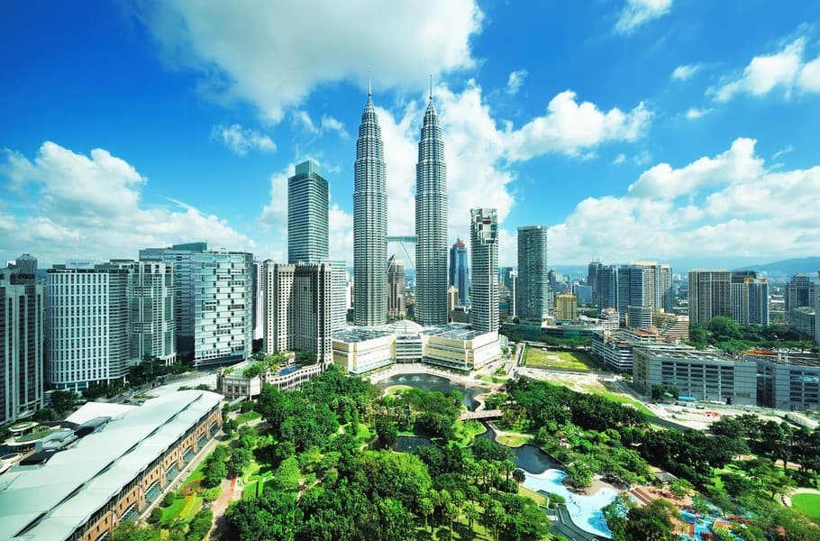 Türkmen vatandaşları, Malezya'da 90 güne kadar vizesiz kalabiliyor