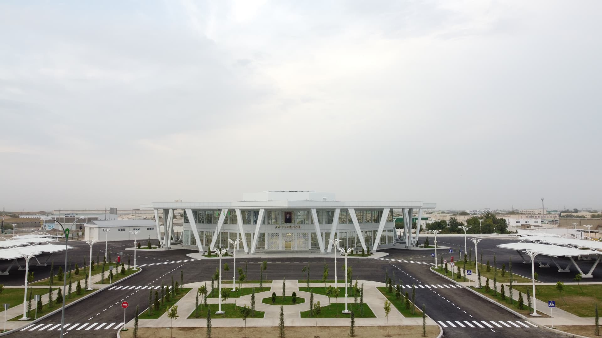 В четырёх регионах Туркменистана открылись современные автовокзалы