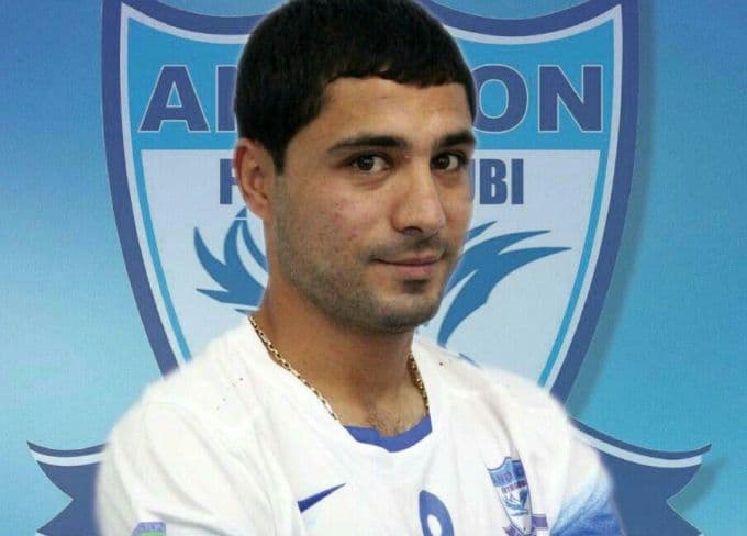 Эльман Тагаев продолжит карьеру в «Ахале»