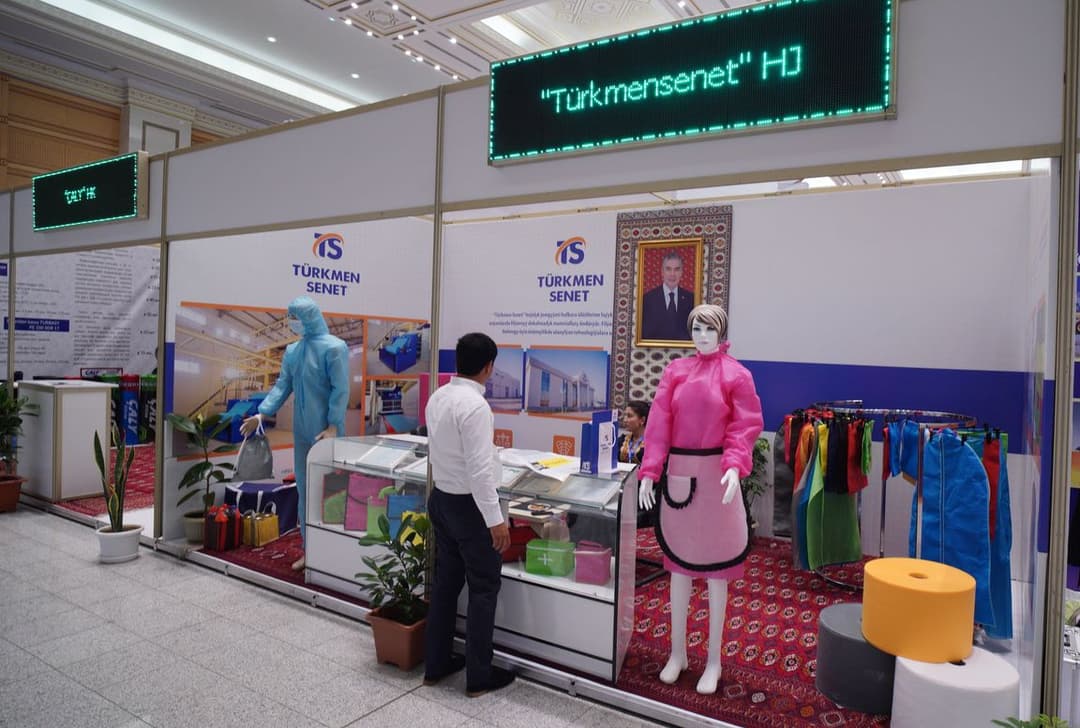 Айтач Човдырова («Туркмен сенет»): «Мы с гордостью представляем на выставке наши достижения»