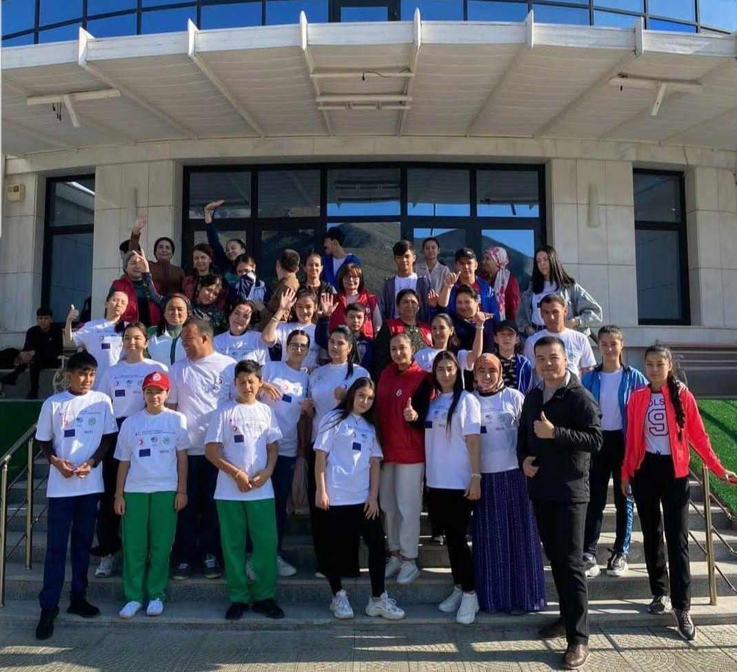 Ашхабадский волонтерский клуб НОКПТ проводит благотворительную акцию