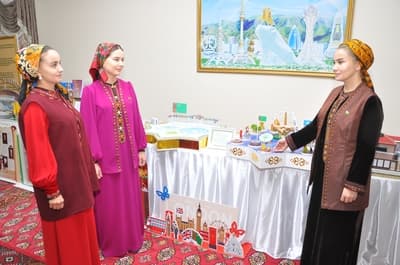 В Туркменистане состоялась конференция педагогов Ахалского велаята