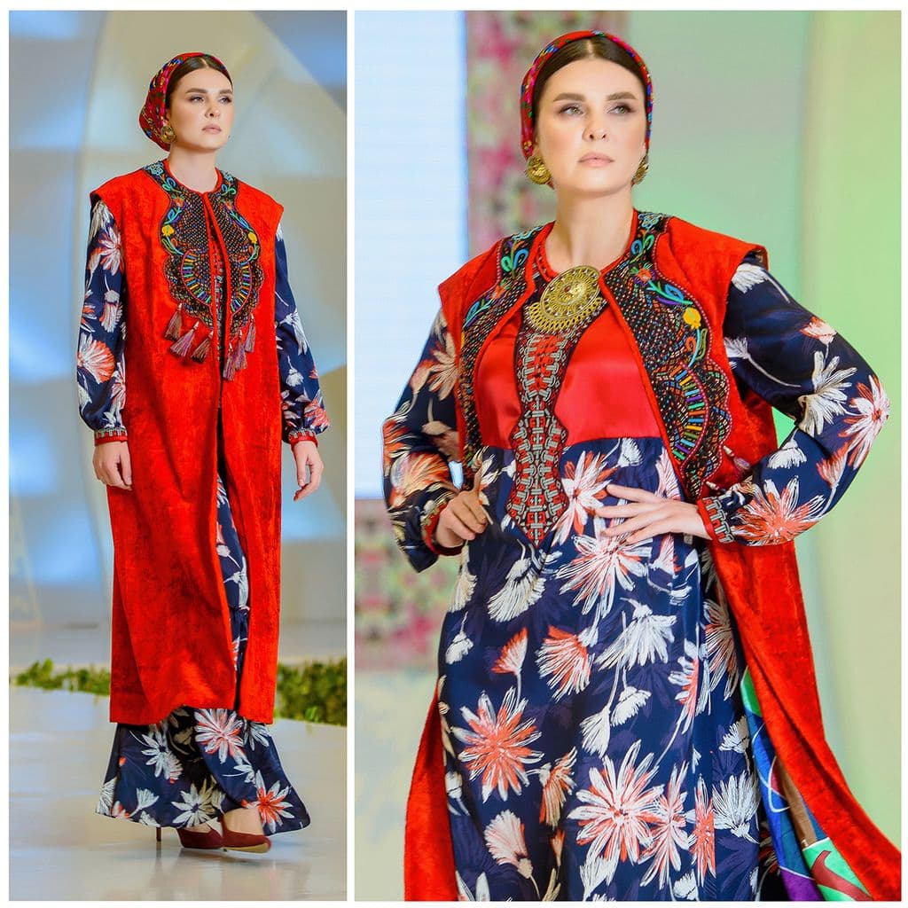 Фоторепортаж: показ нарядов "Mähirli Zenan" на выставке СППТ-2021