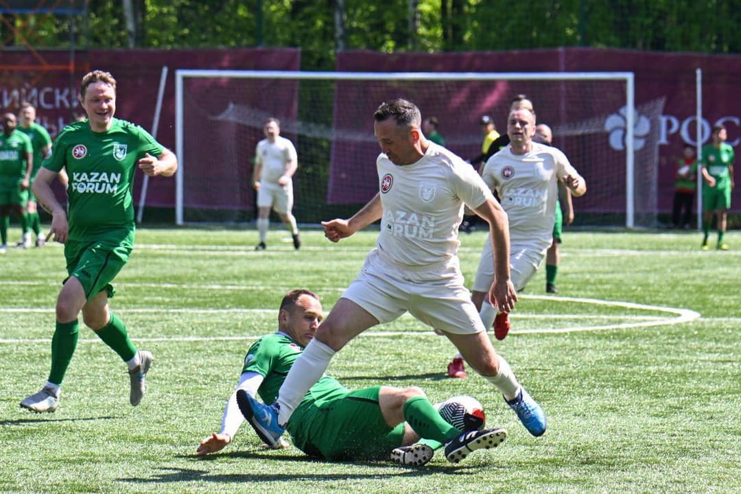 Туркменские дипломаты приняли участие в футбольном матче в рамках форума «Россия – Исламский мир»