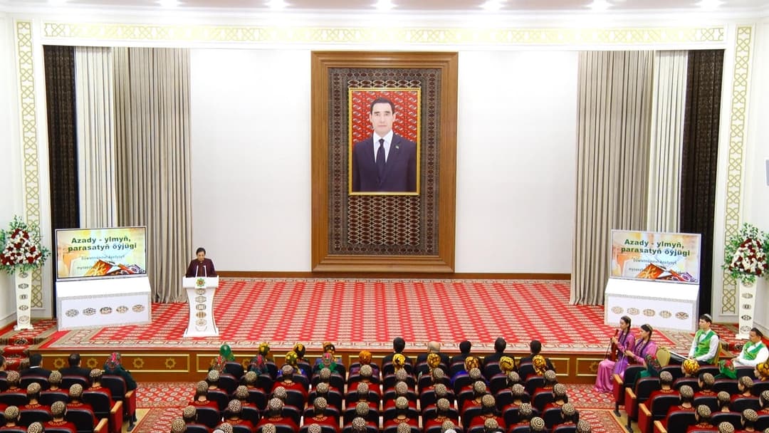 В Ашхабаде прошла конференция к 330-летию со дня рождения Довлетмаммета Азади