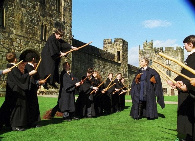 “Harry Potter and the Philosopher's Stone” wins Best Film Starring Children