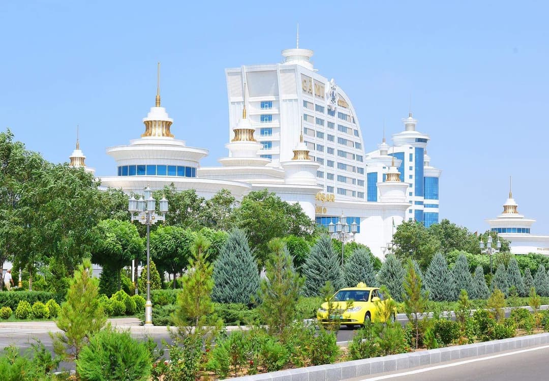 Turkmenistan has introduced restrictions on recreation in “Avaza” and swimming on the Caspian coast in connection with the COVID-19 pandemic