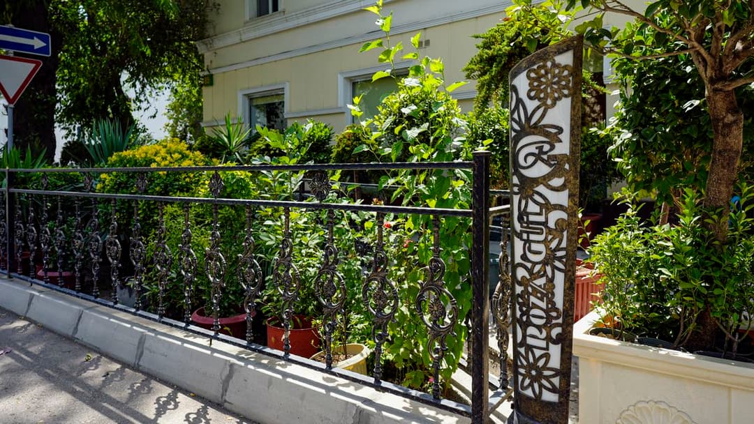 Специалисты Roza Gül выполнят квалифицированные работы по ландшафтному дизайну 