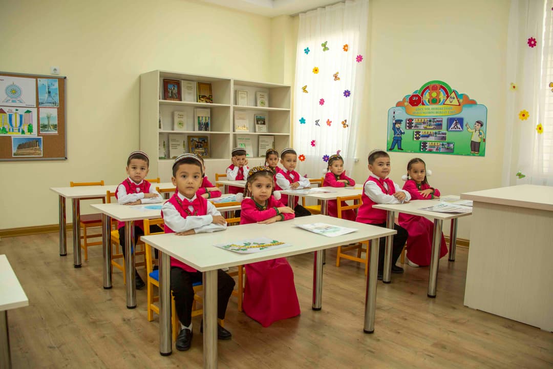 В Ашхабаде открыли 4 новых детских сада