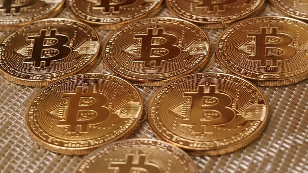 Биткоин достиг исторического максимума свыше 120 тысяч долларов