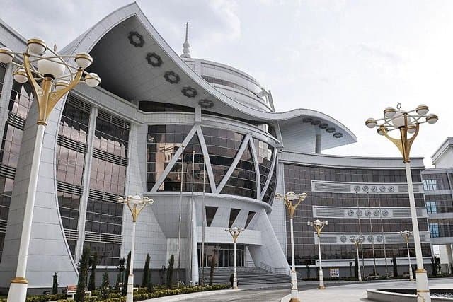 Открыт прием в аспирантуру АН Туркменистана 