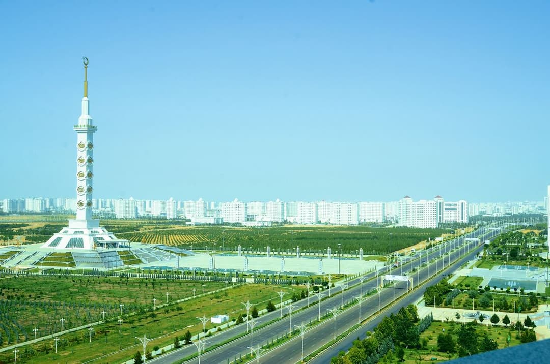 Предвыборная кампания за пост Президента Туркменистана набирает обороты: до голосования осталось менее двух недель