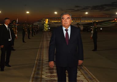 The President of Tajikistan arrives on a state visit to Turkmenistan