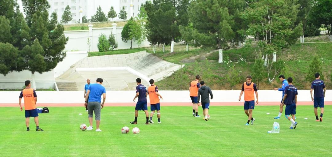 «Небитчи» усилился четырьмя футболистами