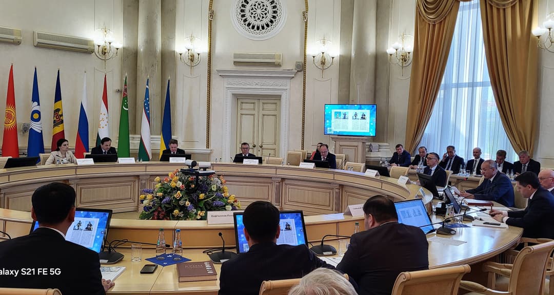 GDA-nyň hemişelik ygtyýarly wekilleriniň Geňeşiniň mejlisinde «Hakyda göwheri» kitaby tanyşdyryldy