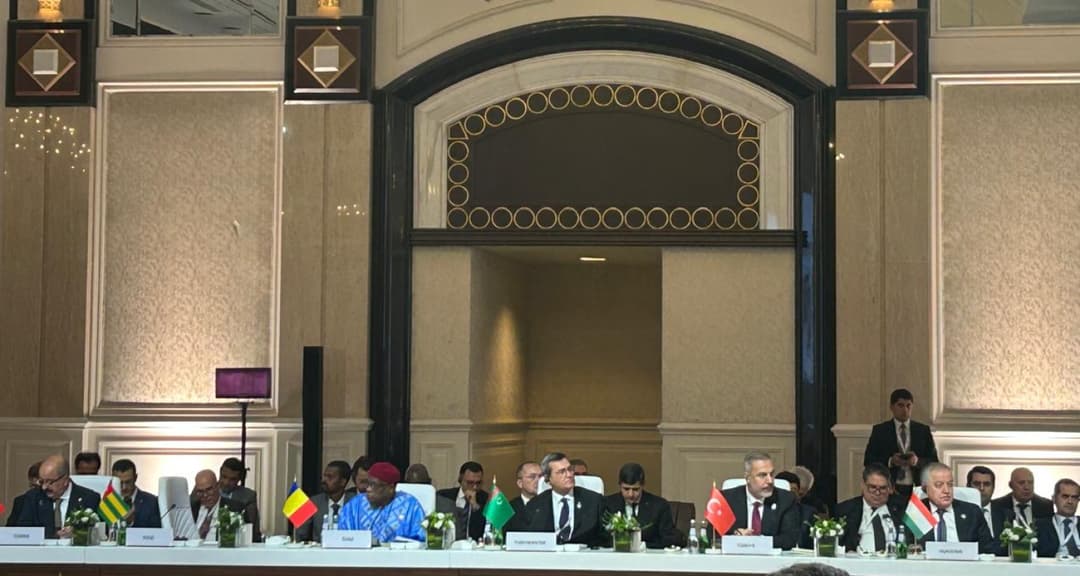 Глава МИД Туркменистана принимает участие в экстренных заседаниях в Дохе