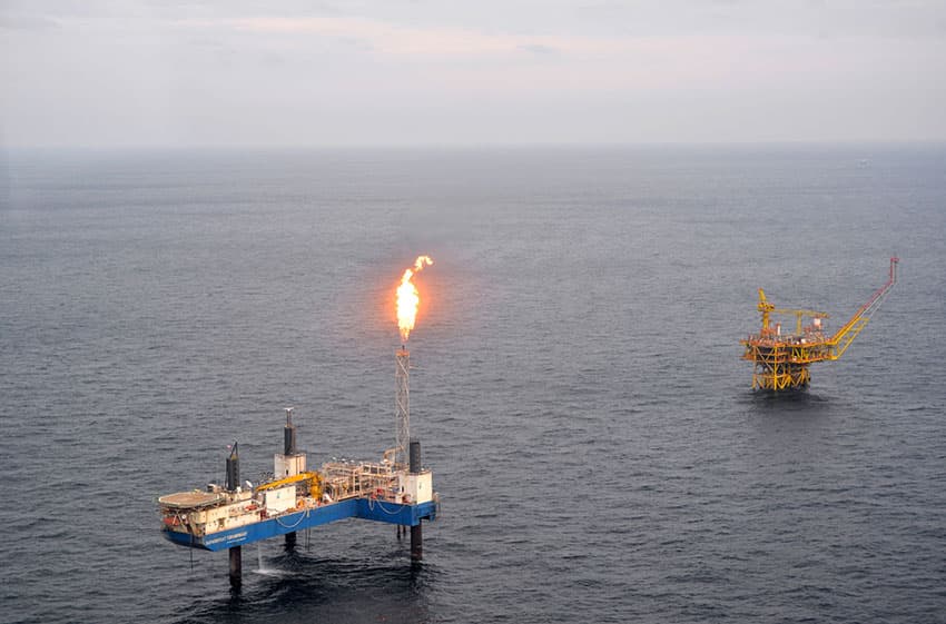 Türkmenistan bilen Azerbaýjanyň arasynda Hazarüsti birleşdiriji gaz geçirijisi boýunça teklip öňe sürüldi