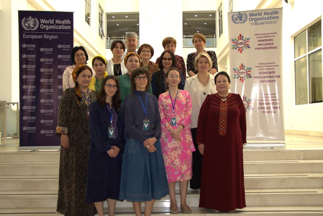 Миссия ВОЗ по укреплению программы вакцинации против гриппа посетила Туркменистан