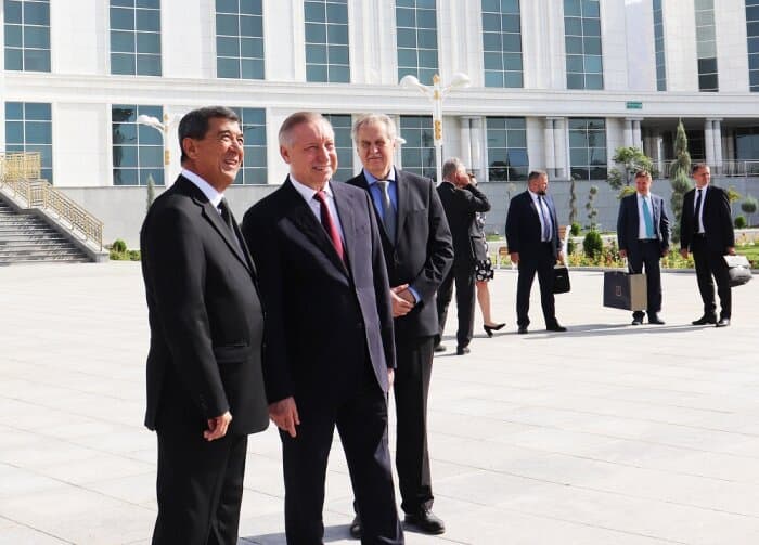 Александр Беглов назвал «умный город» Аркадаг в Туркменистане эталоном современных городов