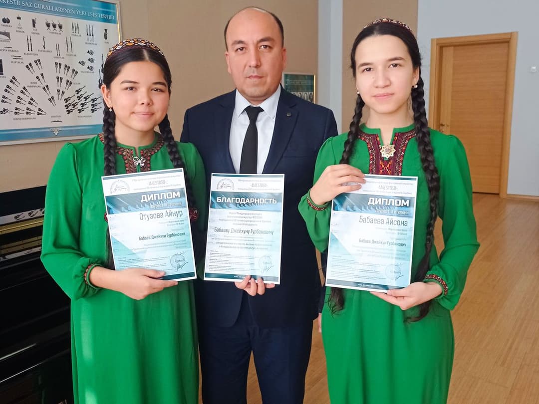 Юные пианистки из Туркменистана стали победителями Международного конкурса MAESTOSO