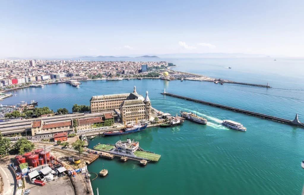 “Turkish Airlines” Aşgabat-Stambul-Aşgabat uçuşlary üçin petekleriň bahasyny arzanladýar