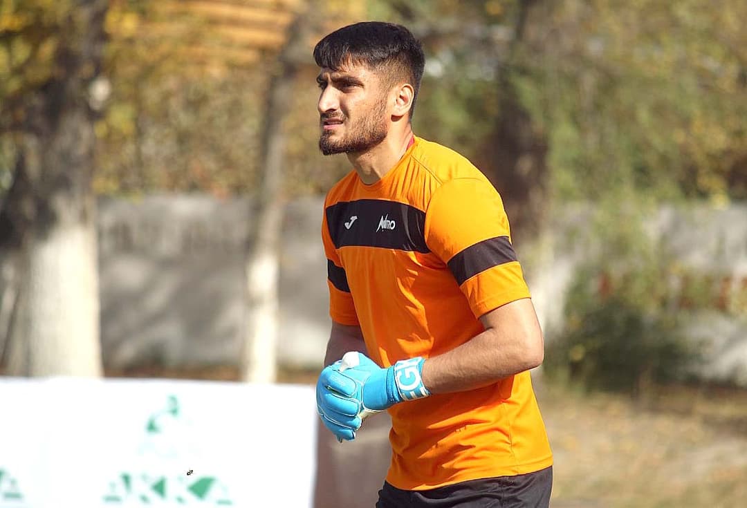 Футбольный агент прокомментировал интерес к Рахату Джапарову со стороны белорусского «Гомеля»