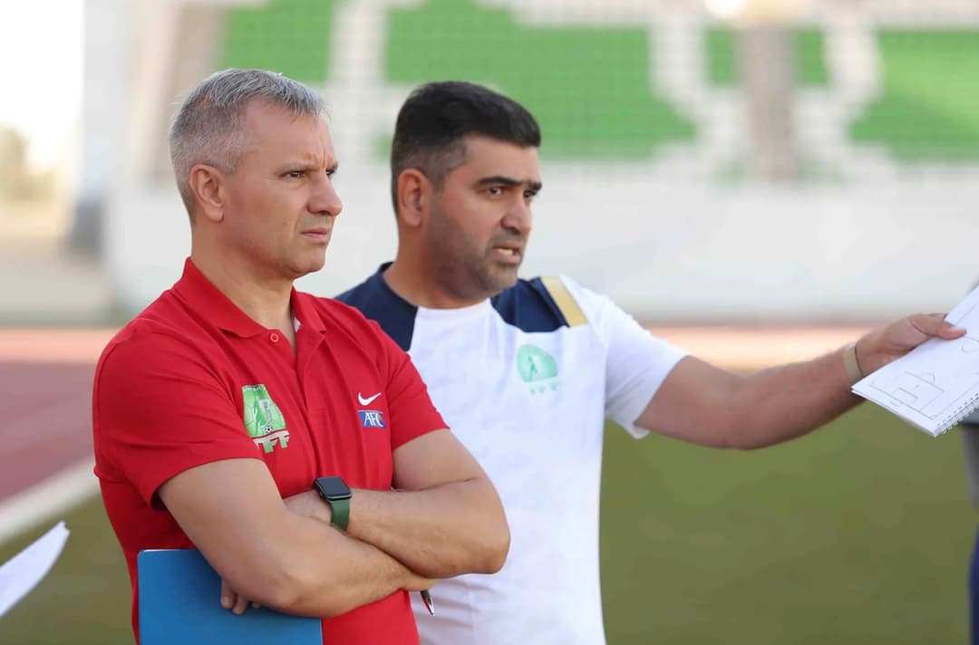 Türkmenistanyň Futbol federasiýasy tälimçilik okuwyna gatnaşjaklary kabul edýändigini yglan etdi