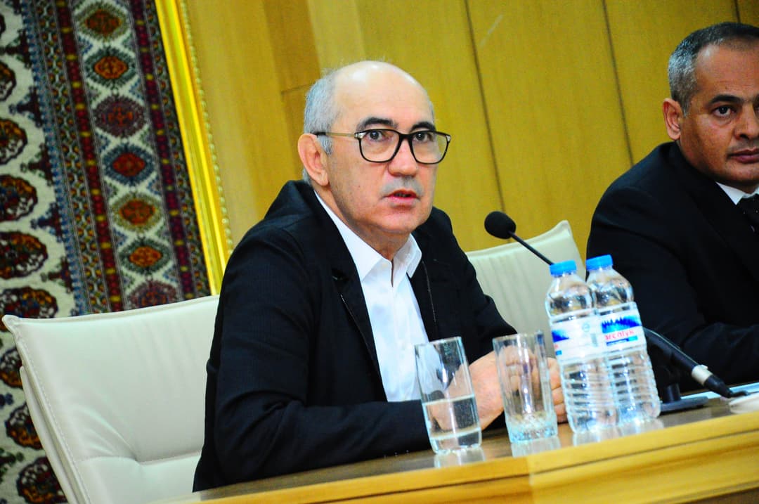 РФС рассматривает кандидатуру Бердыева на пост главного тренера сборной России