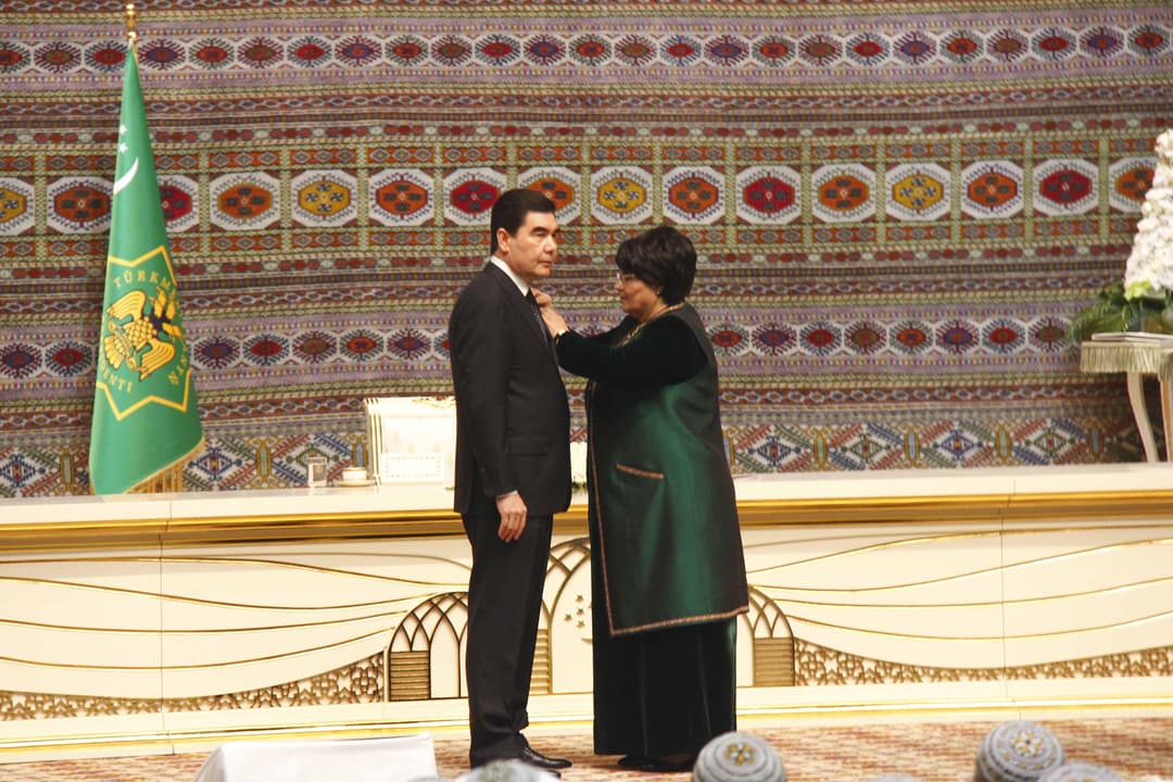 Гурбангулы Бердымухамедов стал дважды Героем Туркменистана